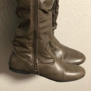 Women’s boots